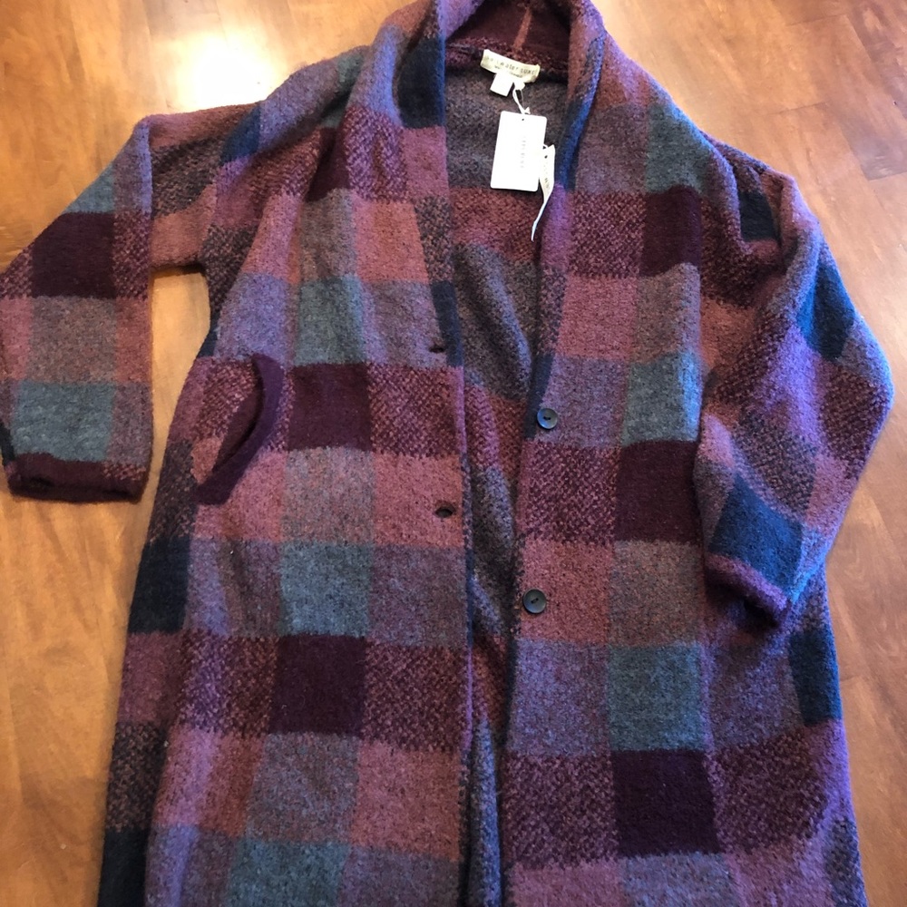 Brand new with tags saltwater luxe woman’s jacket/shaket/cardigan cute